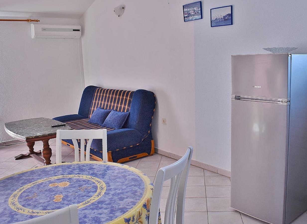 Apartments Felicce Banjol Luaran gambar