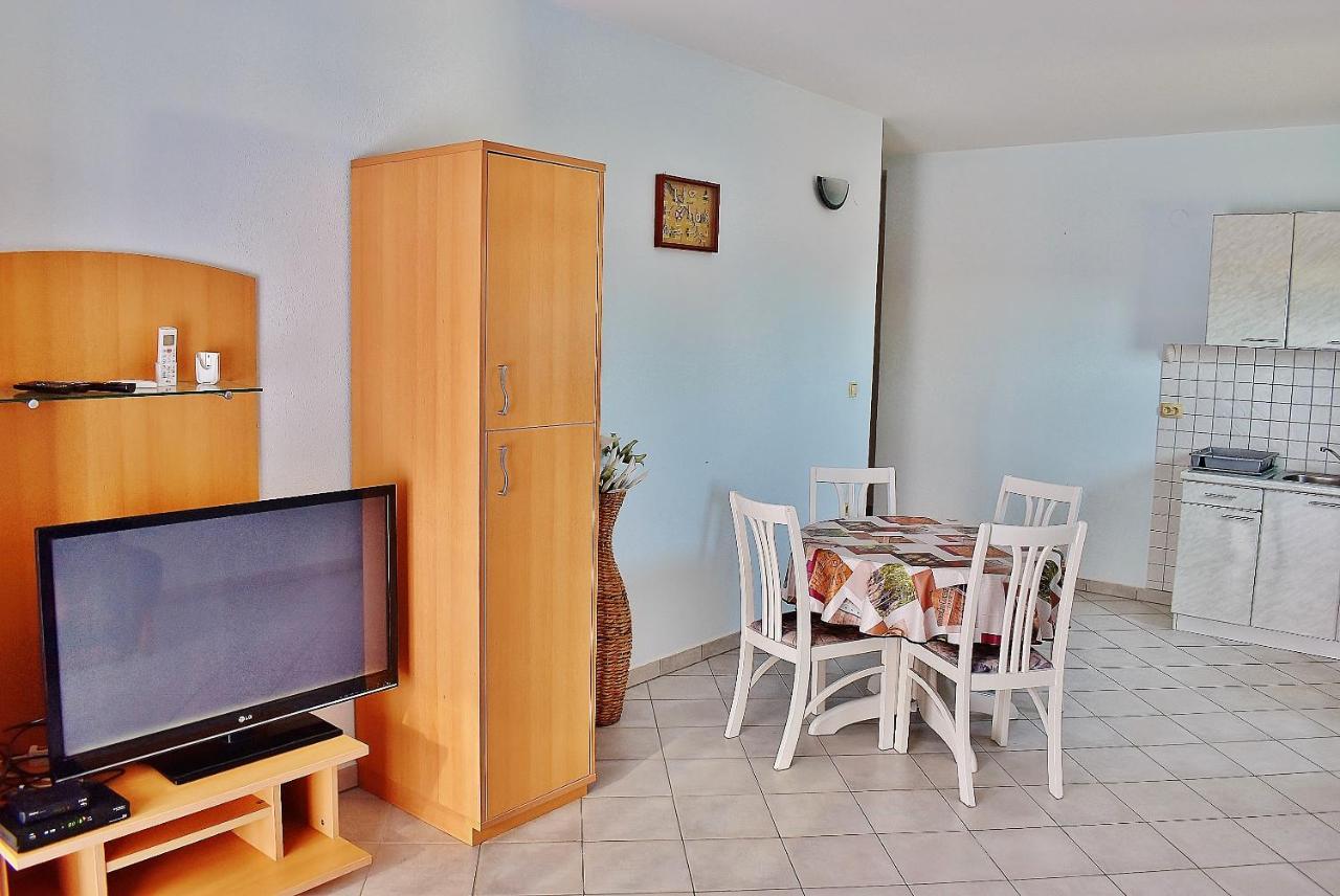 Apartments Felicce Banjol Luaran gambar