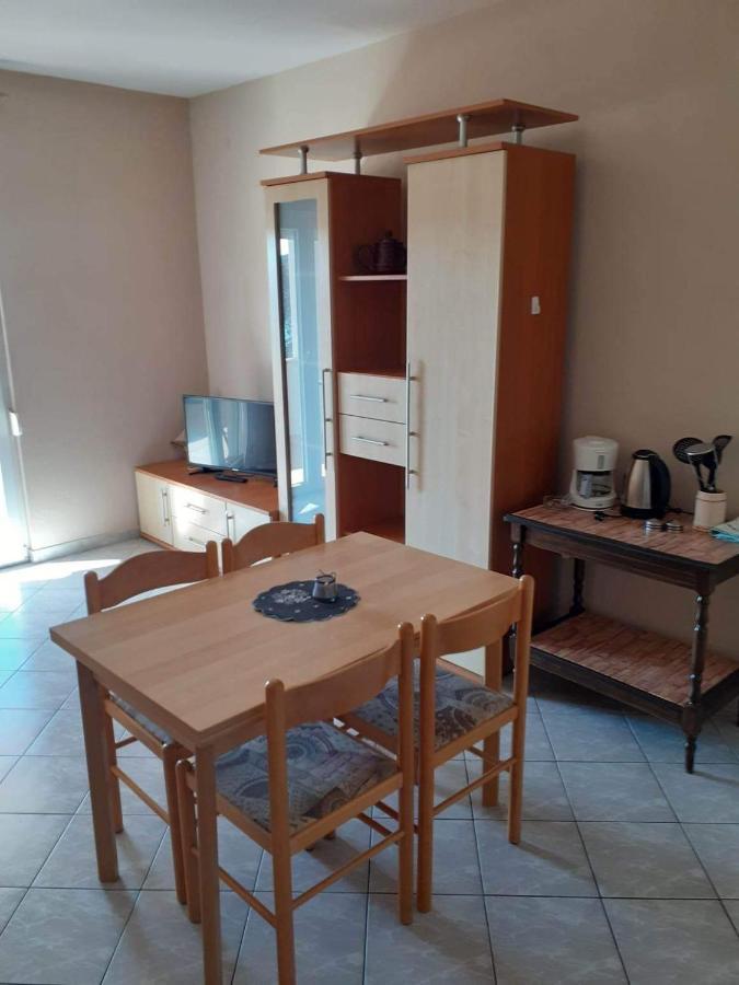 Apartments Felicce Banjol Luaran gambar