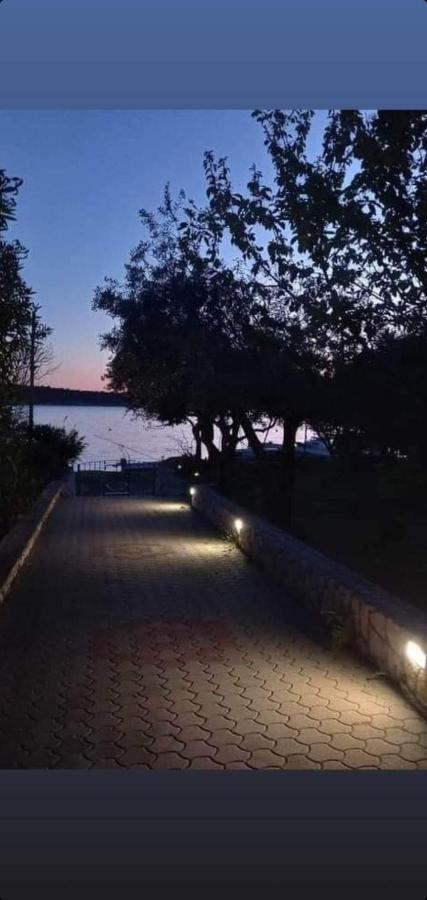 Apartments Felicce Banjol Luaran gambar