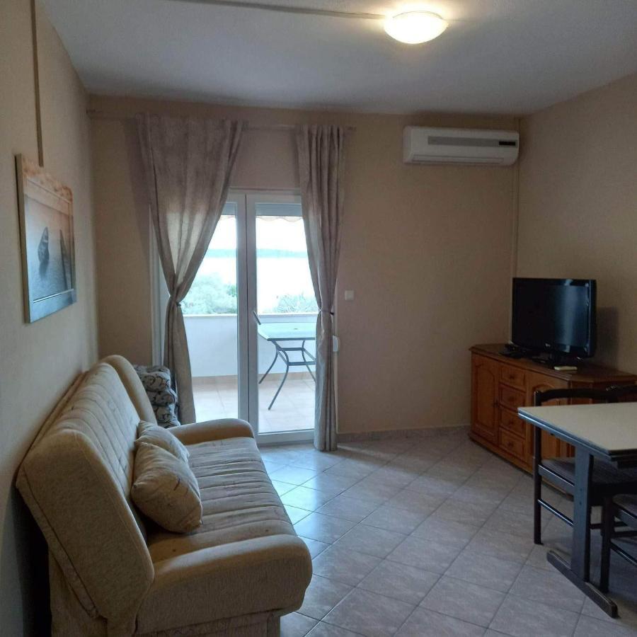 Apartments Felicce Banjol Luaran gambar